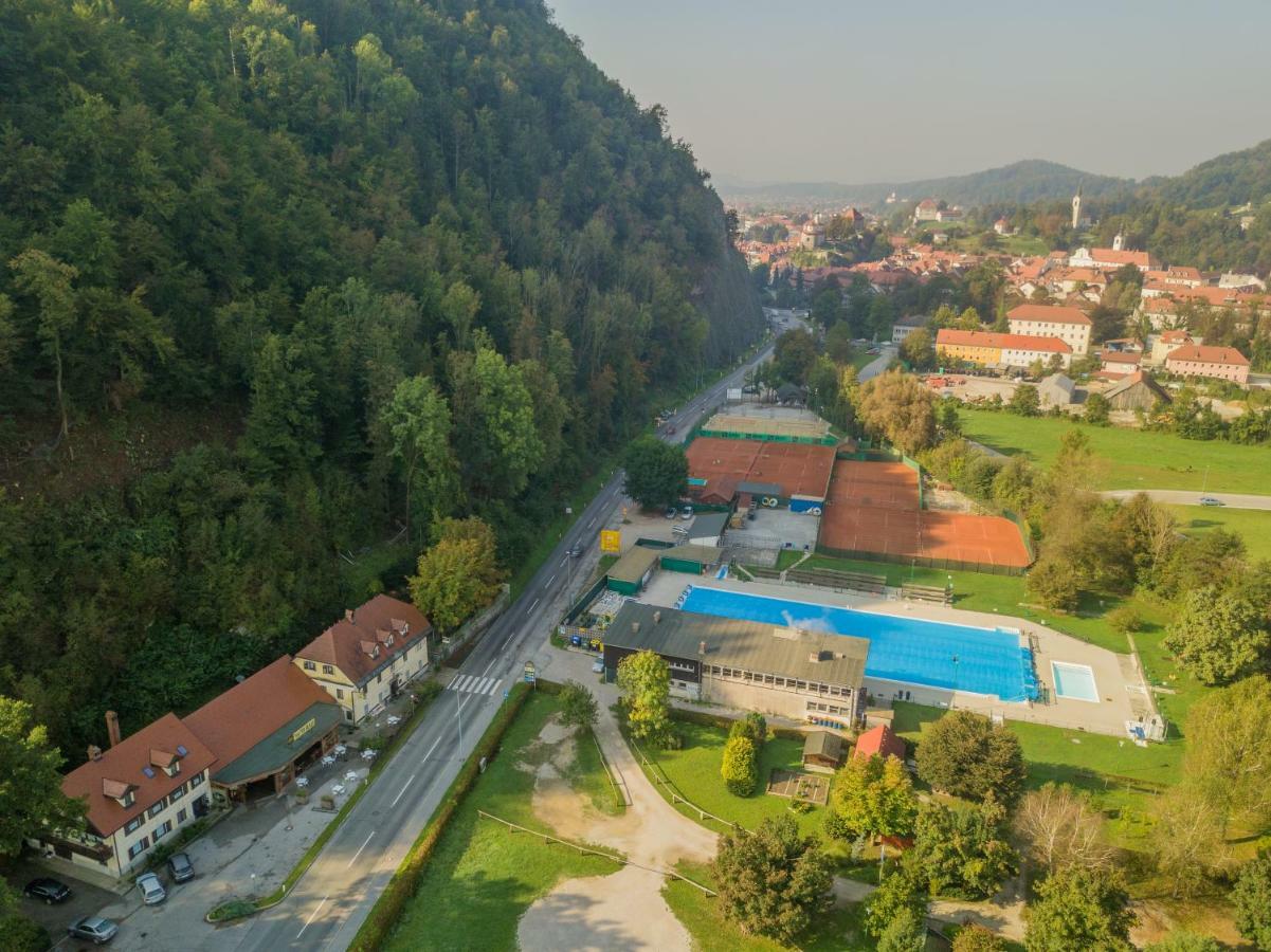Pocitniska Hiska Pod Skalco Villa Kamnik Exteriör bild